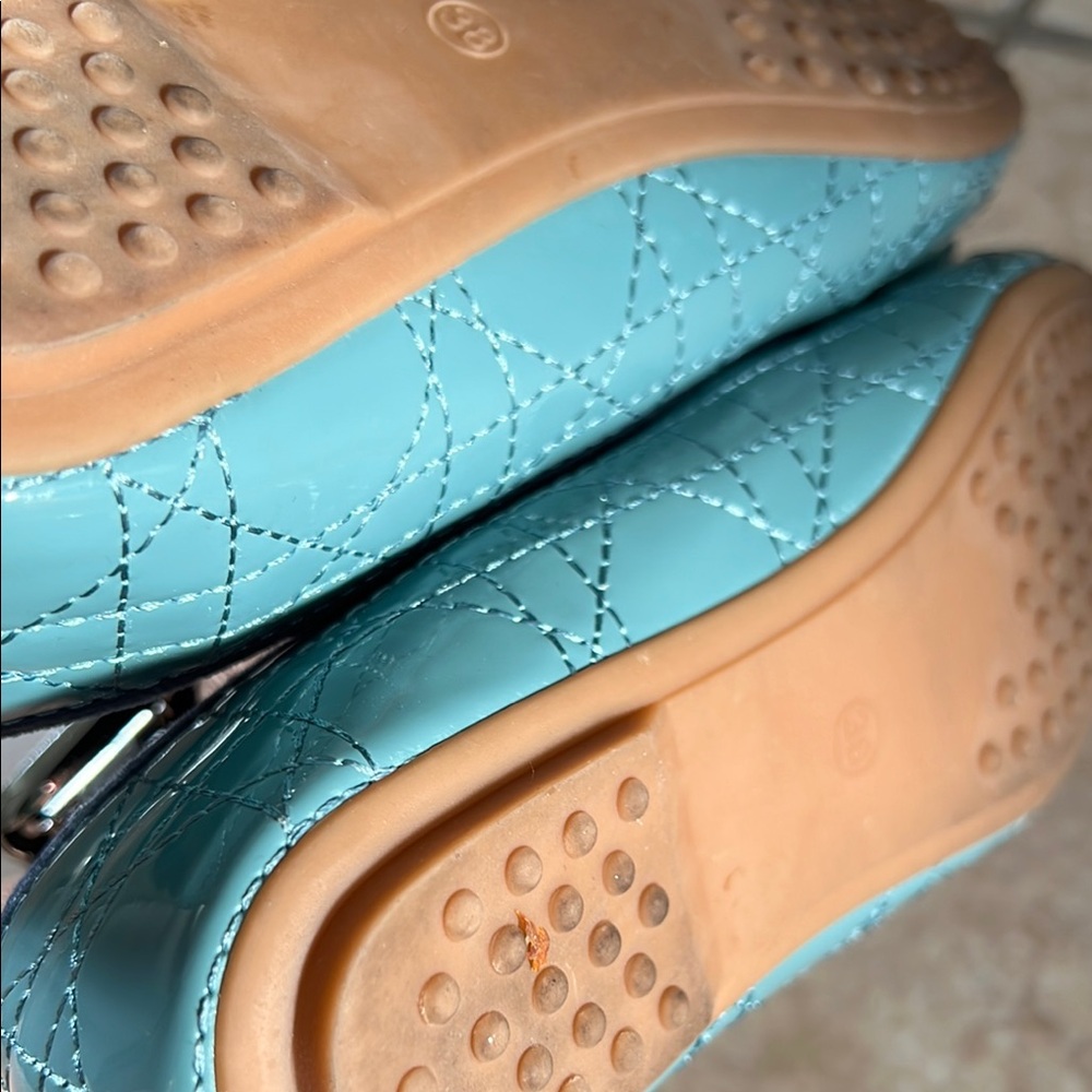 Windy love Women's Blue Flats with Gold Accent - Picture 12 of 13